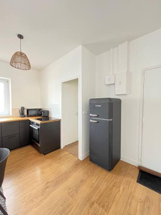 Banjul - Bel Appartement A Реймс Екстериор снимка